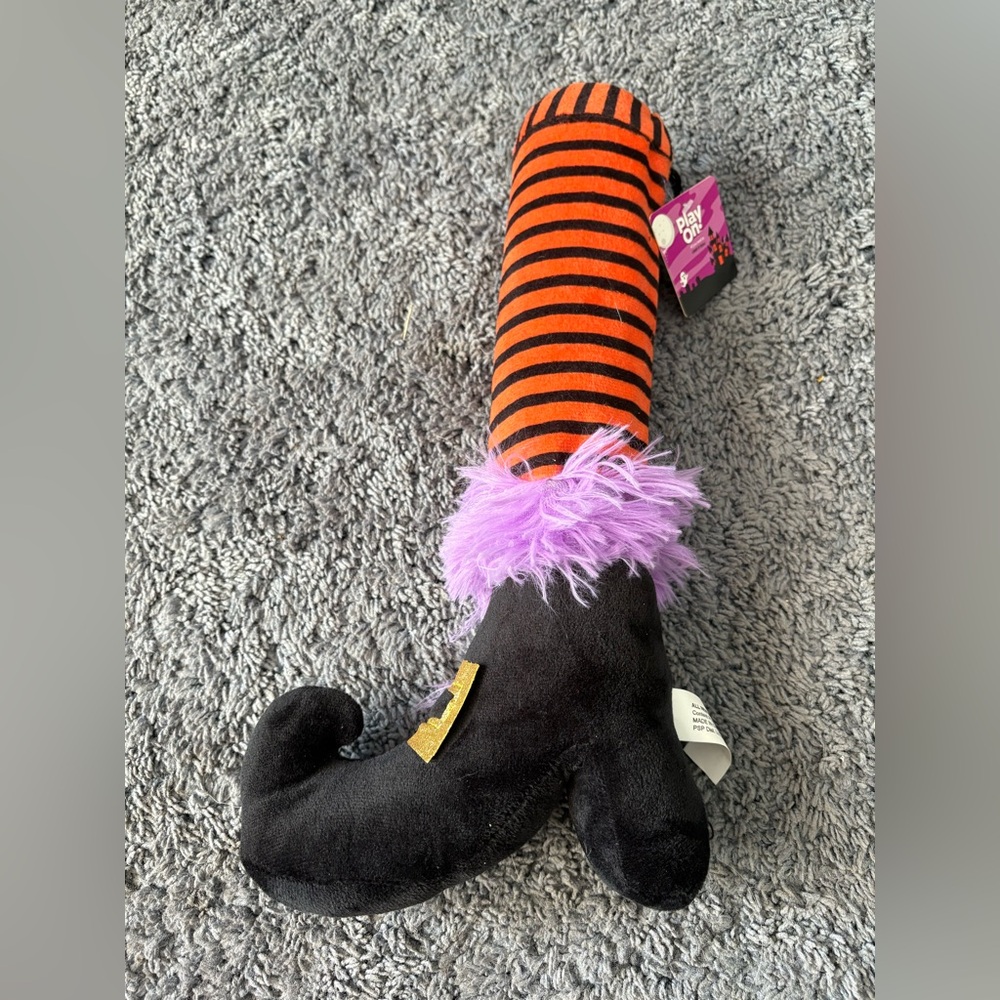 NWT Play On witches foot play toy